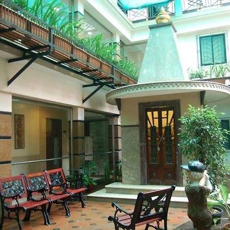 Haredia Hotel Мумбаї Екстер'єр фото