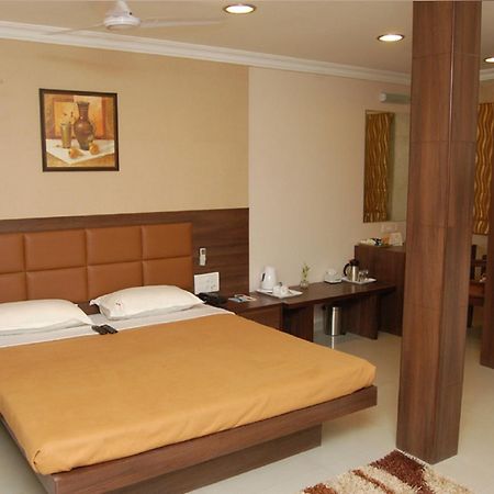 Haredia Hotel Мумбаї Екстер'єр фото
