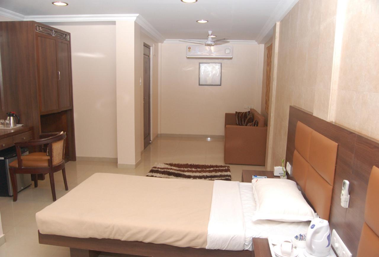 Haredia Hotel Мумбаї Екстер'єр фото
