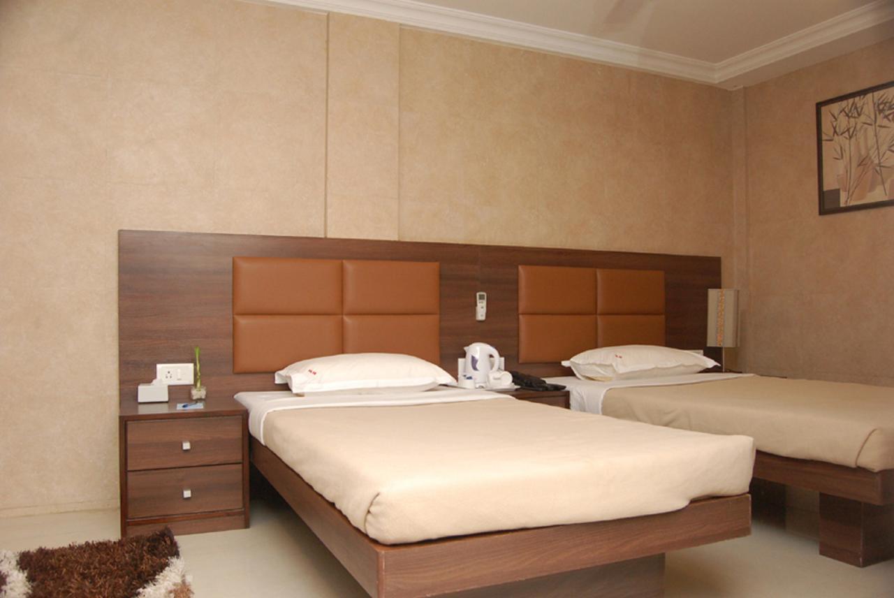 Haredia Hotel Мумбаї Екстер'єр фото