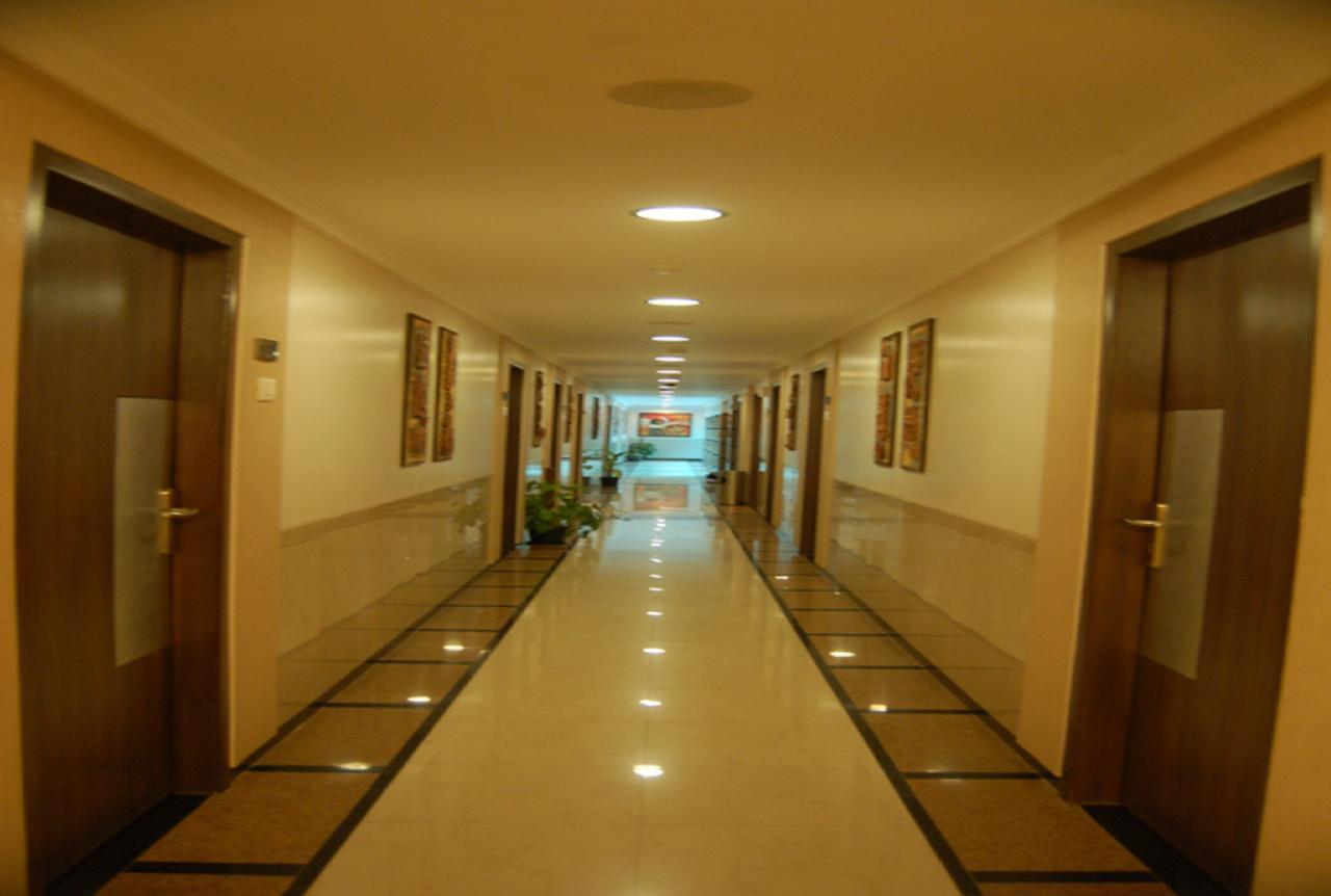 Haredia Hotel Мумбаї Екстер'єр фото